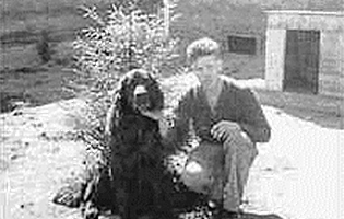 gander with soldier